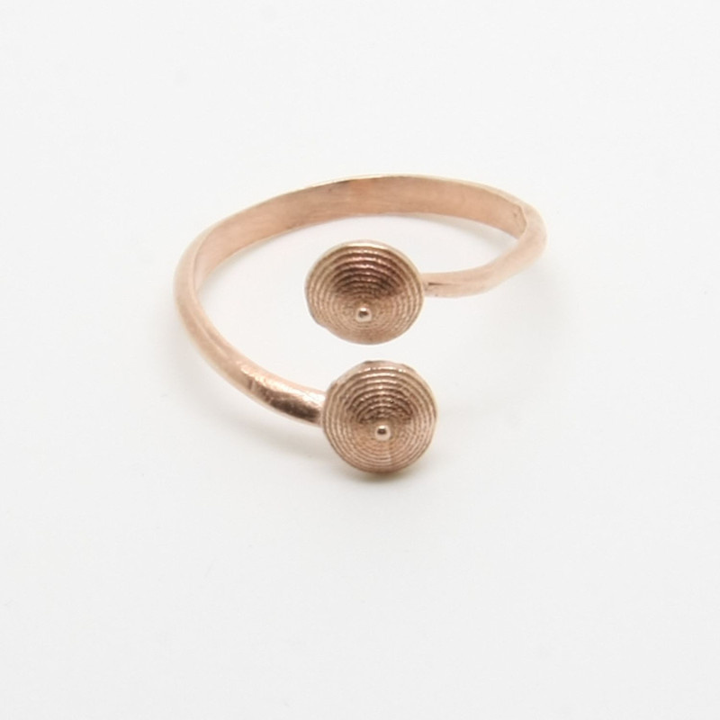 1021 - Anello Contrariè Aperto con Corbule - Microfusione