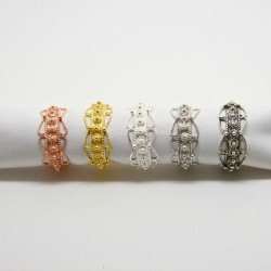 Anello 1 fila Aperto con Bordo Traforato Misura Regolabile in Argento 925