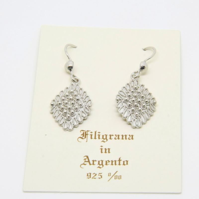 Orecchini pendenti a rombo in filigrana sarda in argento 925